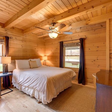 Villa Creekside Bryson City Cabin With Private Hot Tub Exterior foto